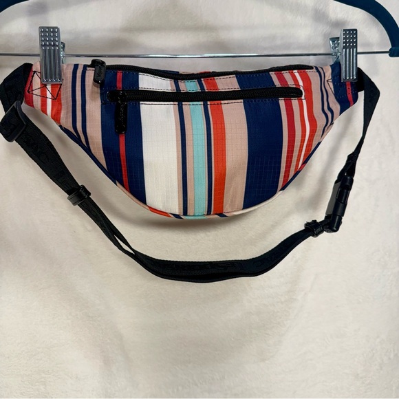 LeSportsac Zip Belt Bag NWOT Unisex Multi-Colored Stripe Fanny Pack Crossbody - Picture 5 of 9
